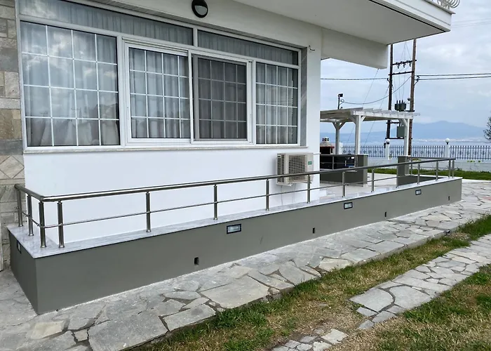 Blue Tatil Evi Agía Triás